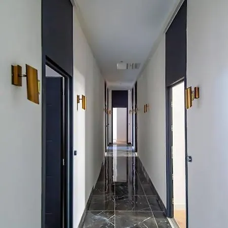 Elegant T2 Renove 4 Pers, Centre Nice, Climatise