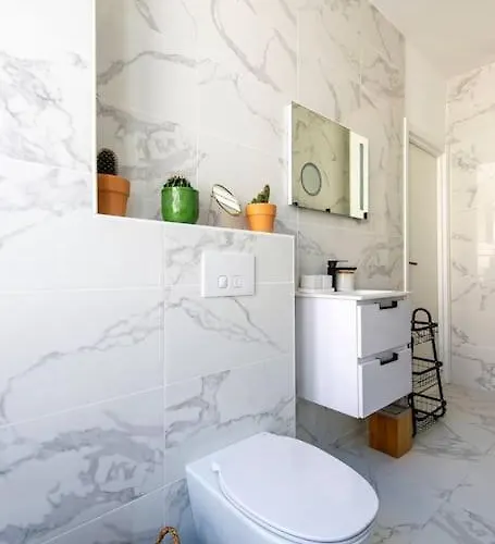 Elegant T2 Renove 4 Pers, Centre Nice, Climatise Appartement Nice