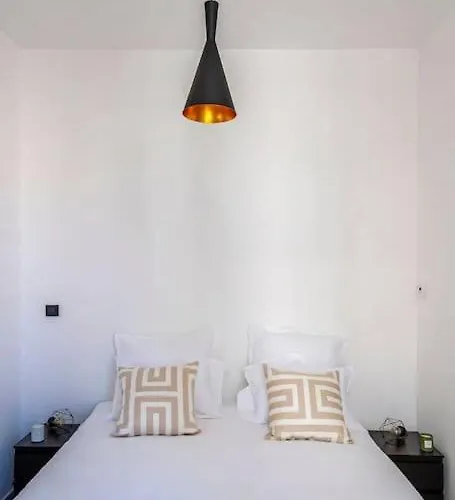 Elegant T2 Renove 4 Pers, Centre Nice, Climatise