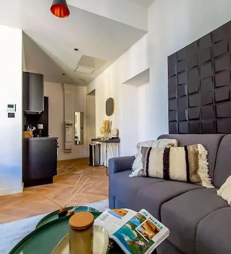 Elegant T2 Renove 4 Pers, Centre Nice, Climatise Appartement Nice